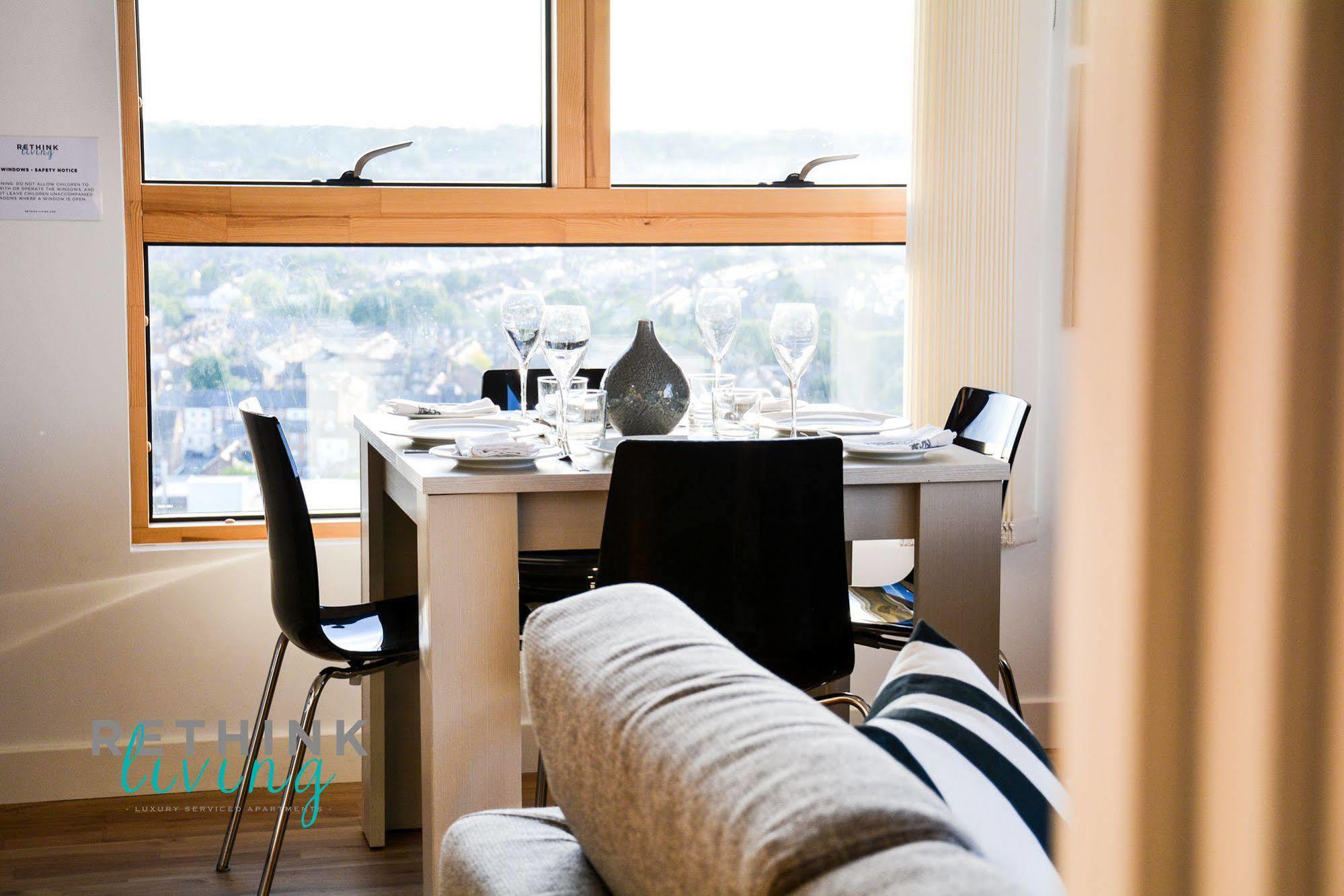 The Penthouse At Hewitt Reading Exterior foto