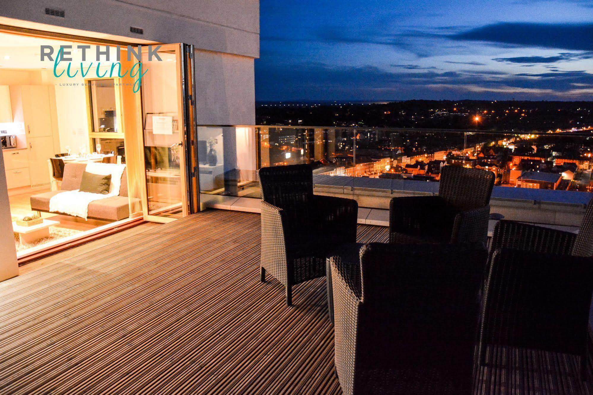 The Penthouse At Hewitt Reading Exterior foto