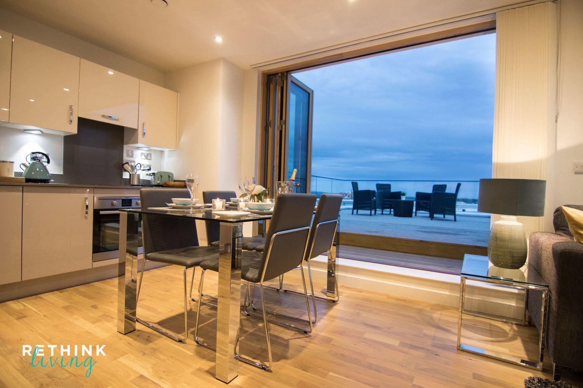 The Penthouse At Hewitt Reading Exterior foto